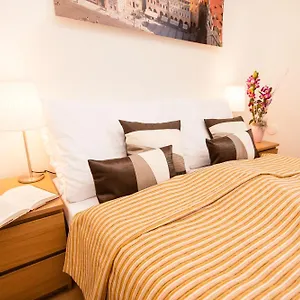 Wenceslas Square Lofts Apartamento Praga